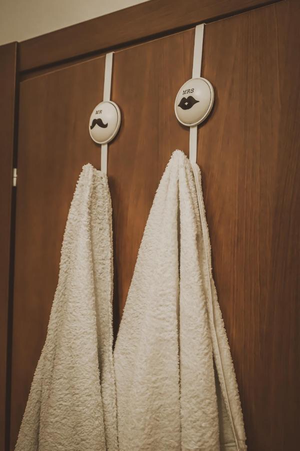Un Letto Nel Cortile Apartment Bereguardo Bagian luar foto