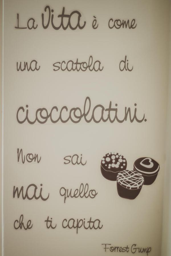 Un Letto Nel Cortile Apartment Bereguardo Bagian luar foto